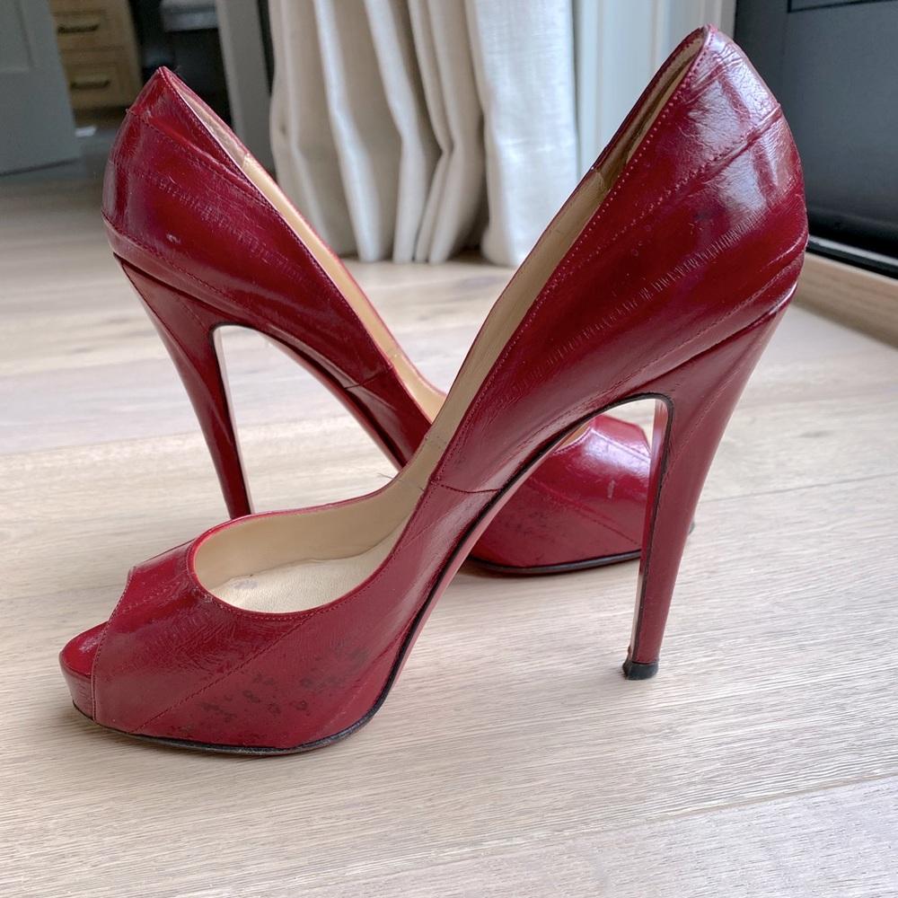 Christian Louboutin Very Prive Eel in 39.5